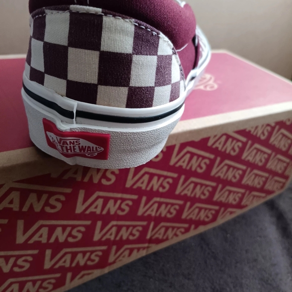 Brand New VANS Classic Slip-On Checkerboard Tennis Shoe 👟 - Picture 8 of 14
